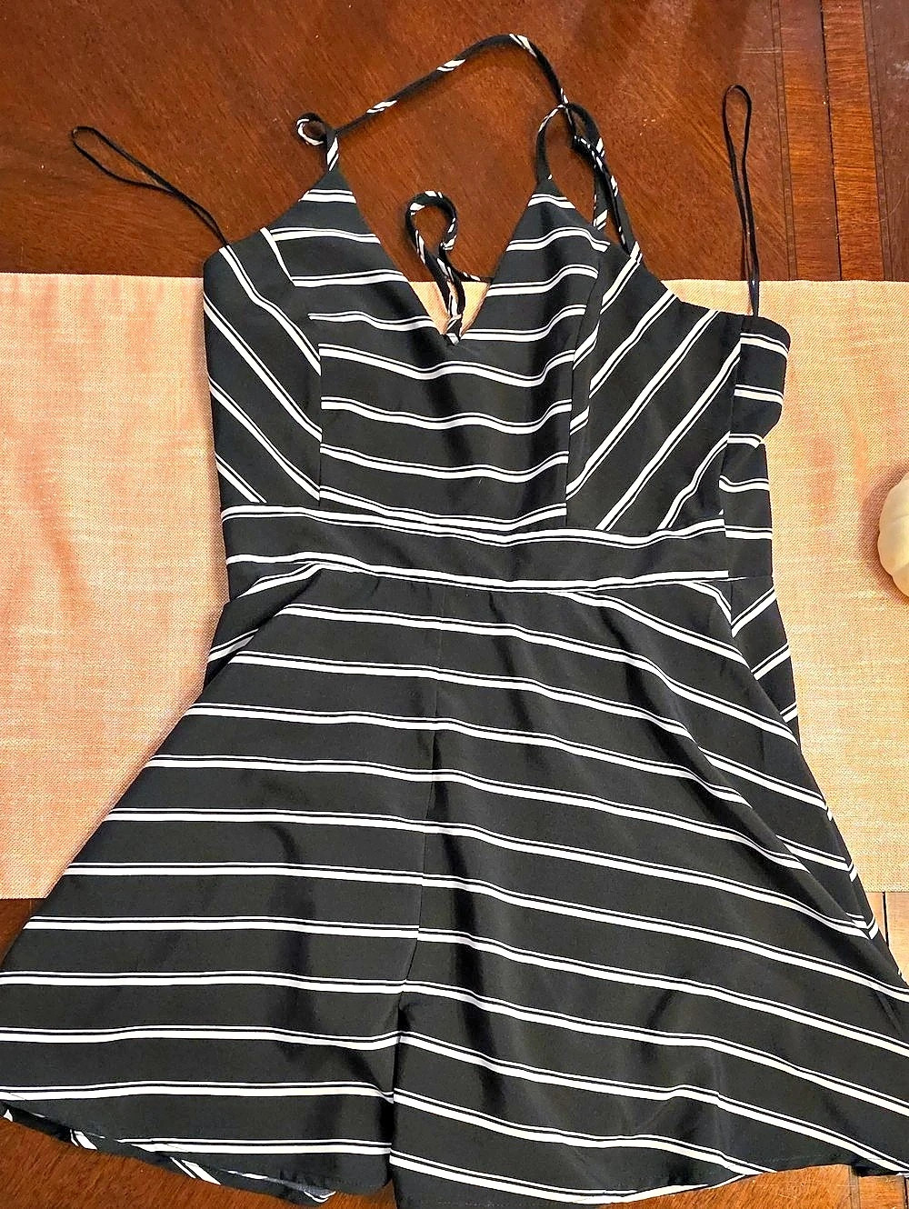Avenue Striped Mini Romper Size Medium Black & White